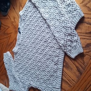 Moon & Madison crotchet knit cropped oversized velour sweater